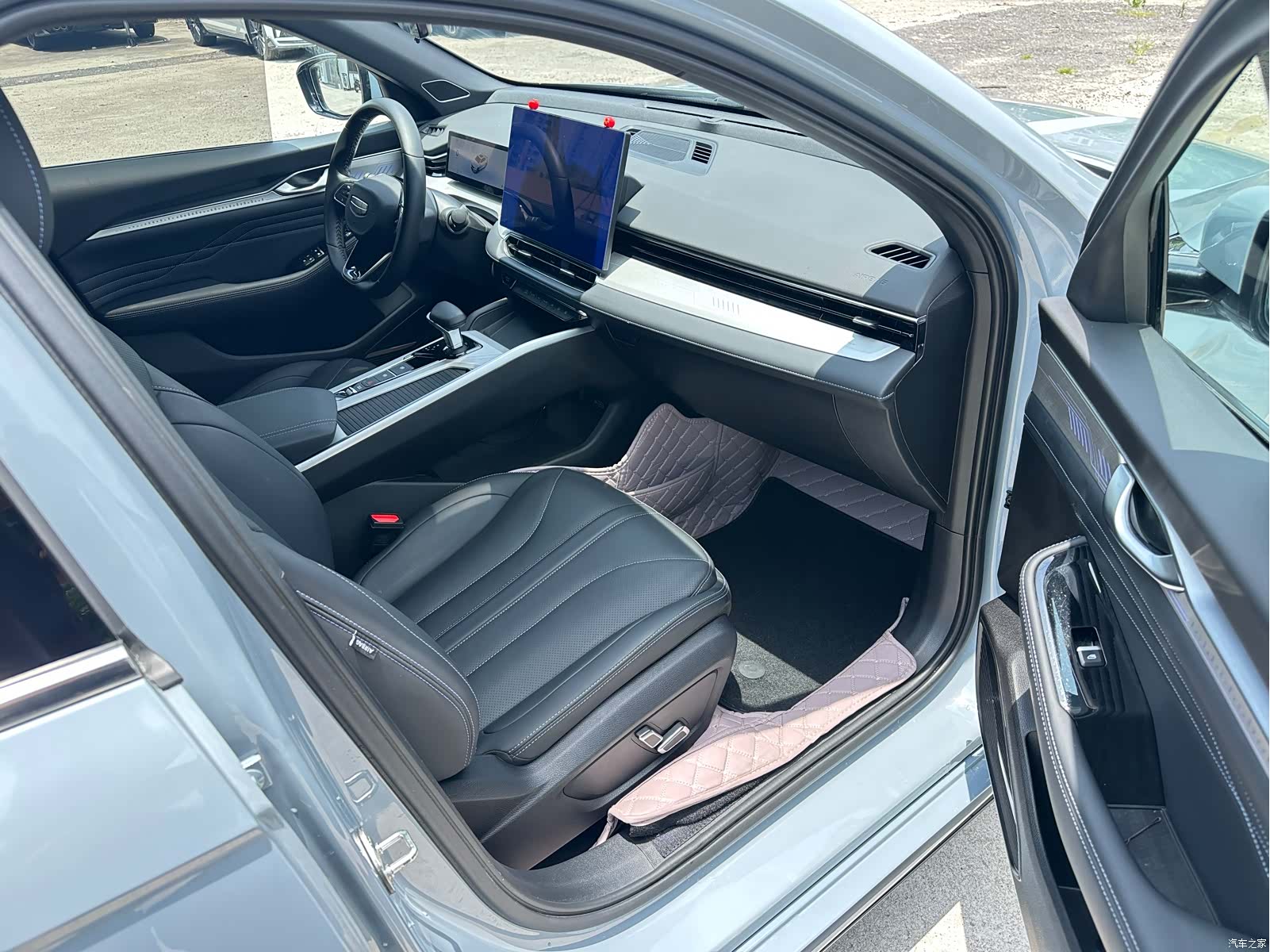 Geely Preface, 2024 13