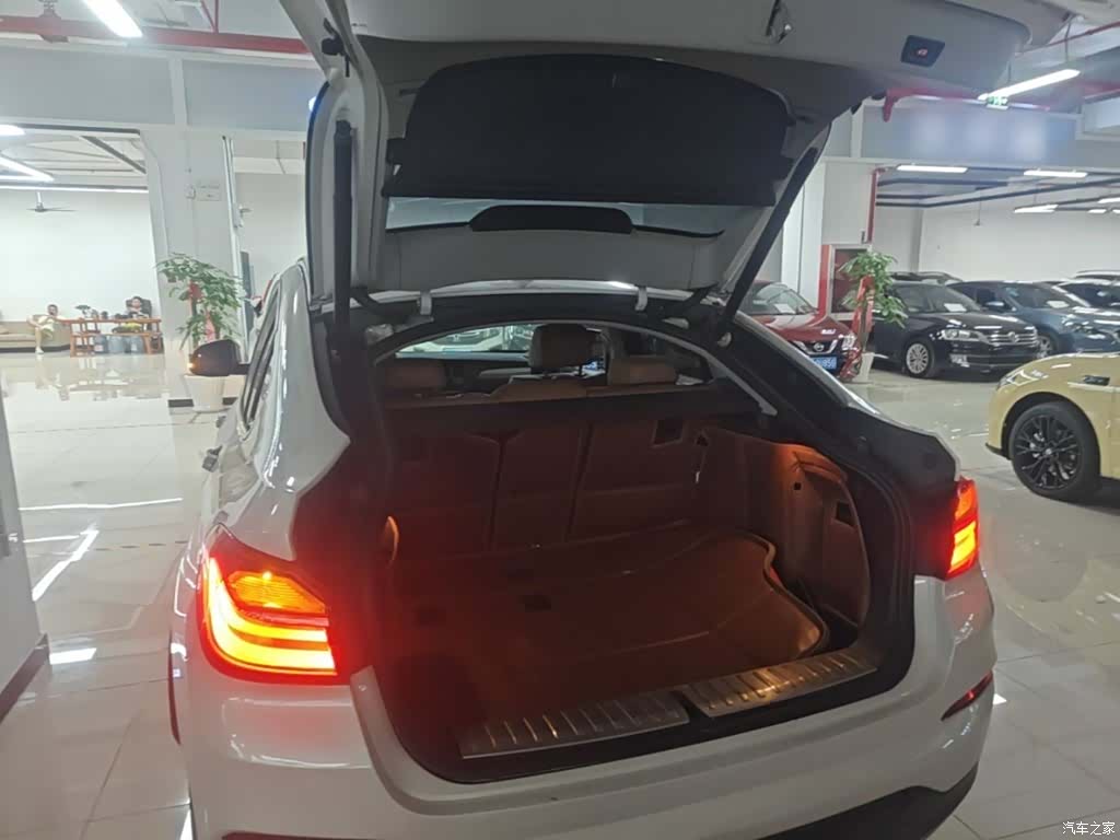 BMW X4, 2014 19