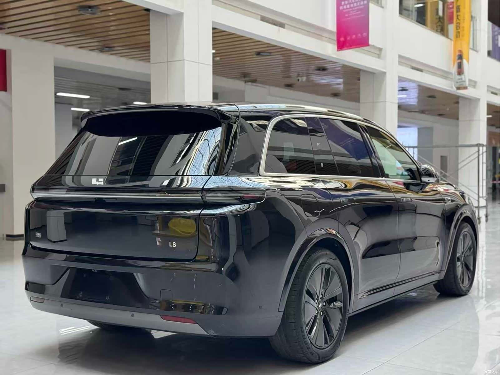 Li Auto L8, 2024 все фото