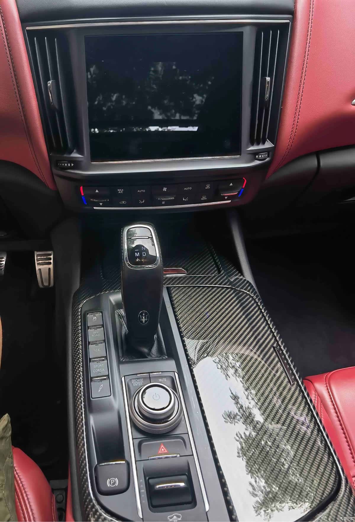 Maserati Levante, 2022 9