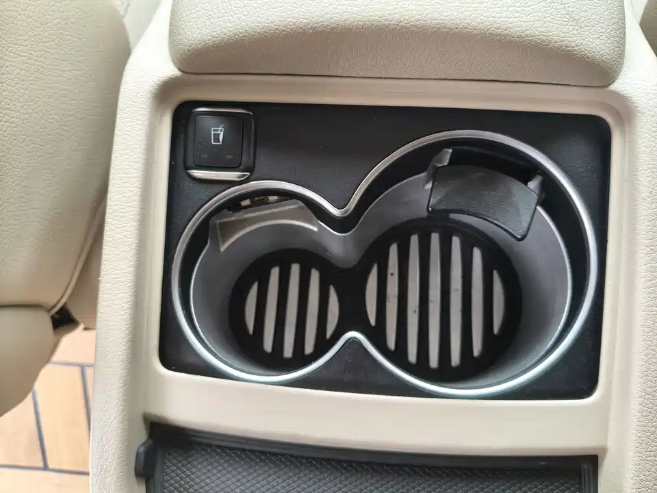 Mercedes-Benz V-class Mercedes-Benz V-class