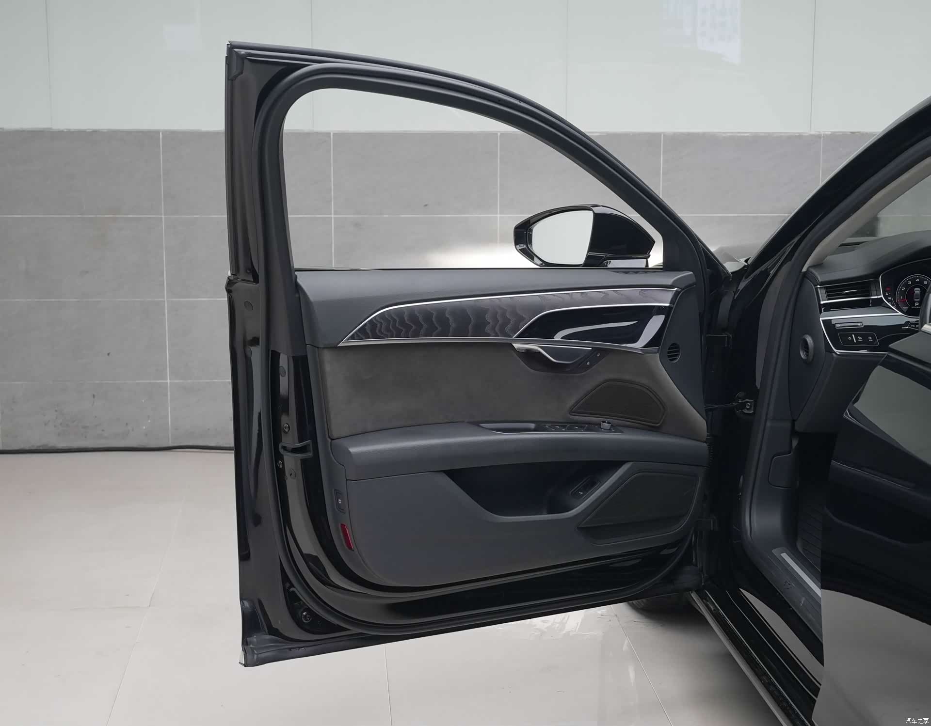 Audi A8L, 2019 6