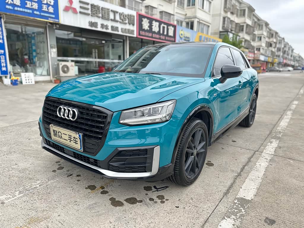 Audi Q2L
