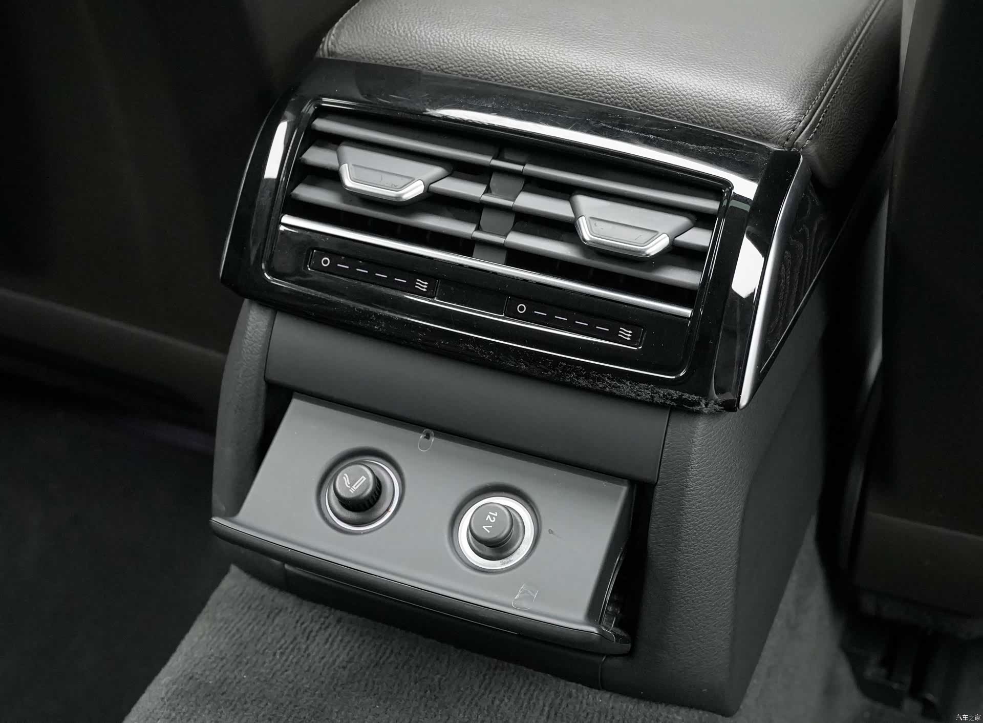 Audi A8L, 2019 21