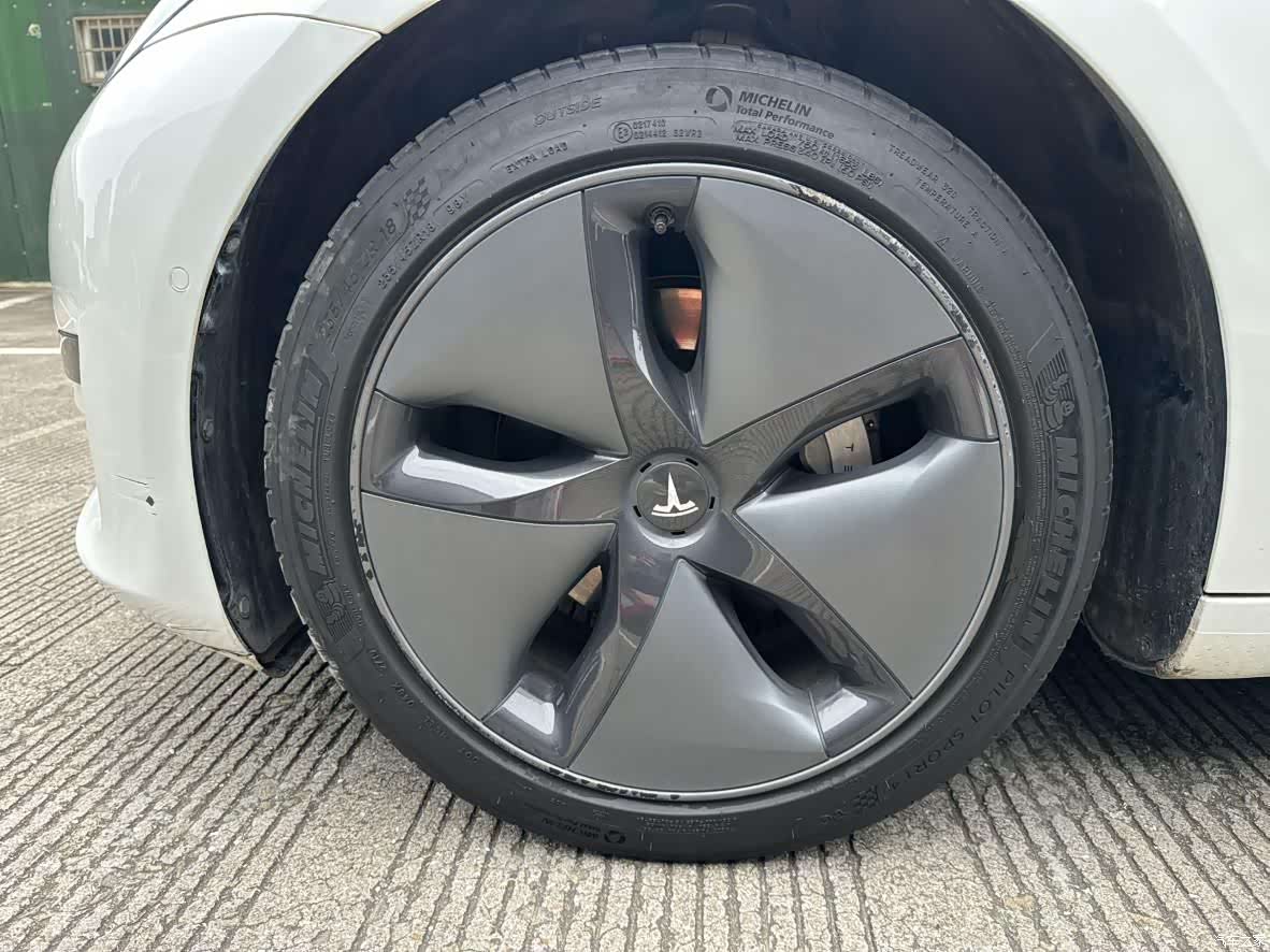 Tesla Model 3, 2020 14