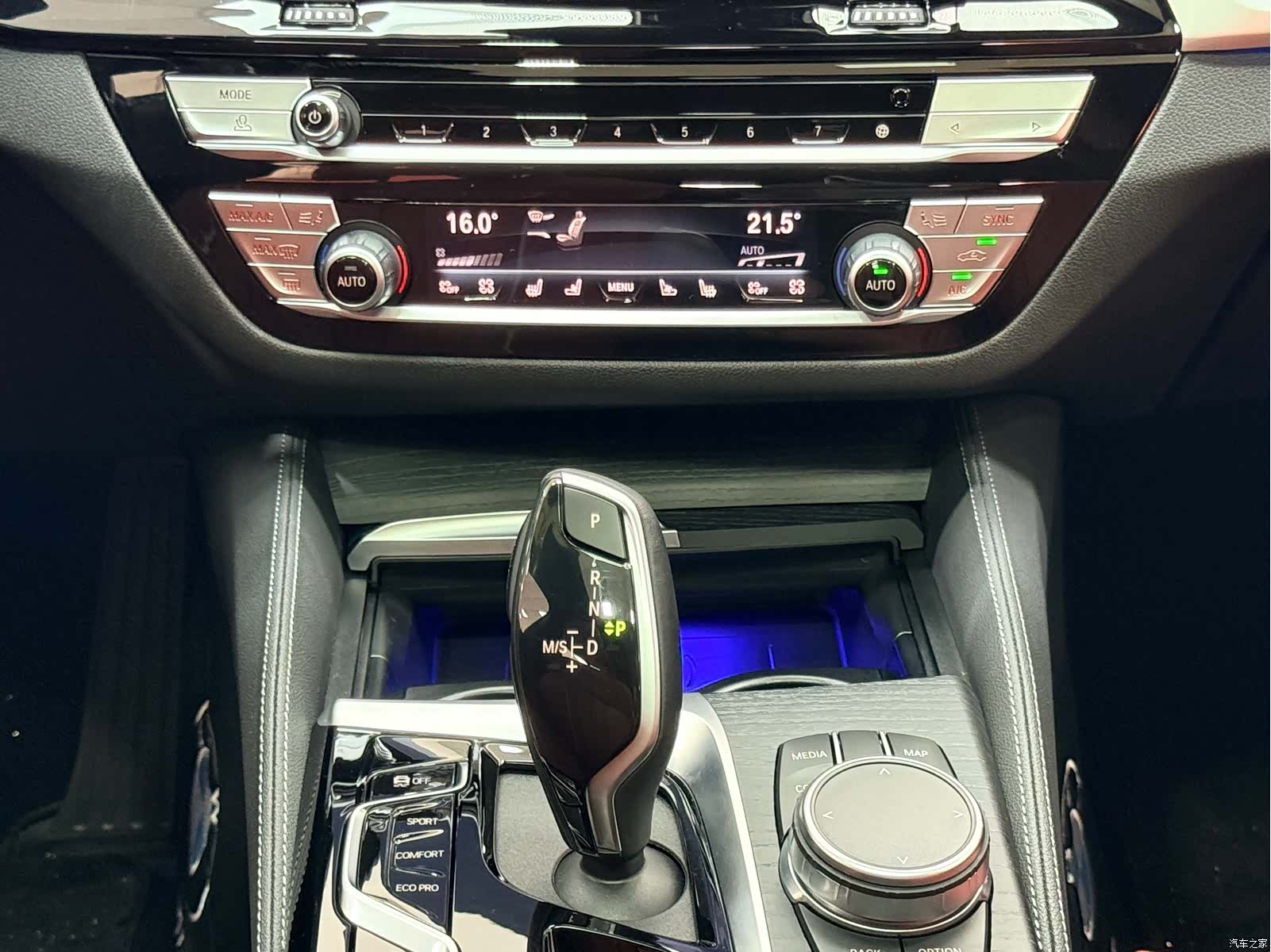 BMW 5 Series, 2022 14