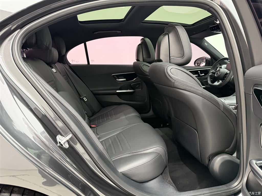 Mercedes-Benz C-Class, 2022 20