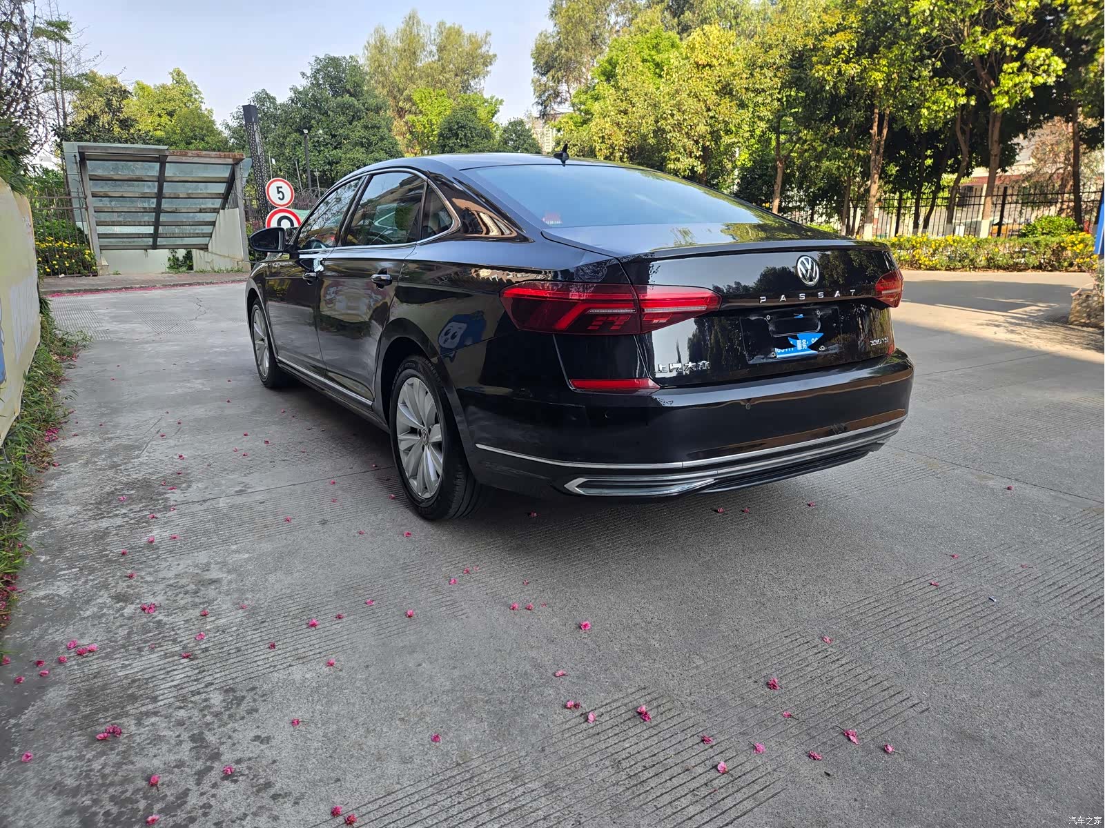 Volkswagen Passat, 2021 9