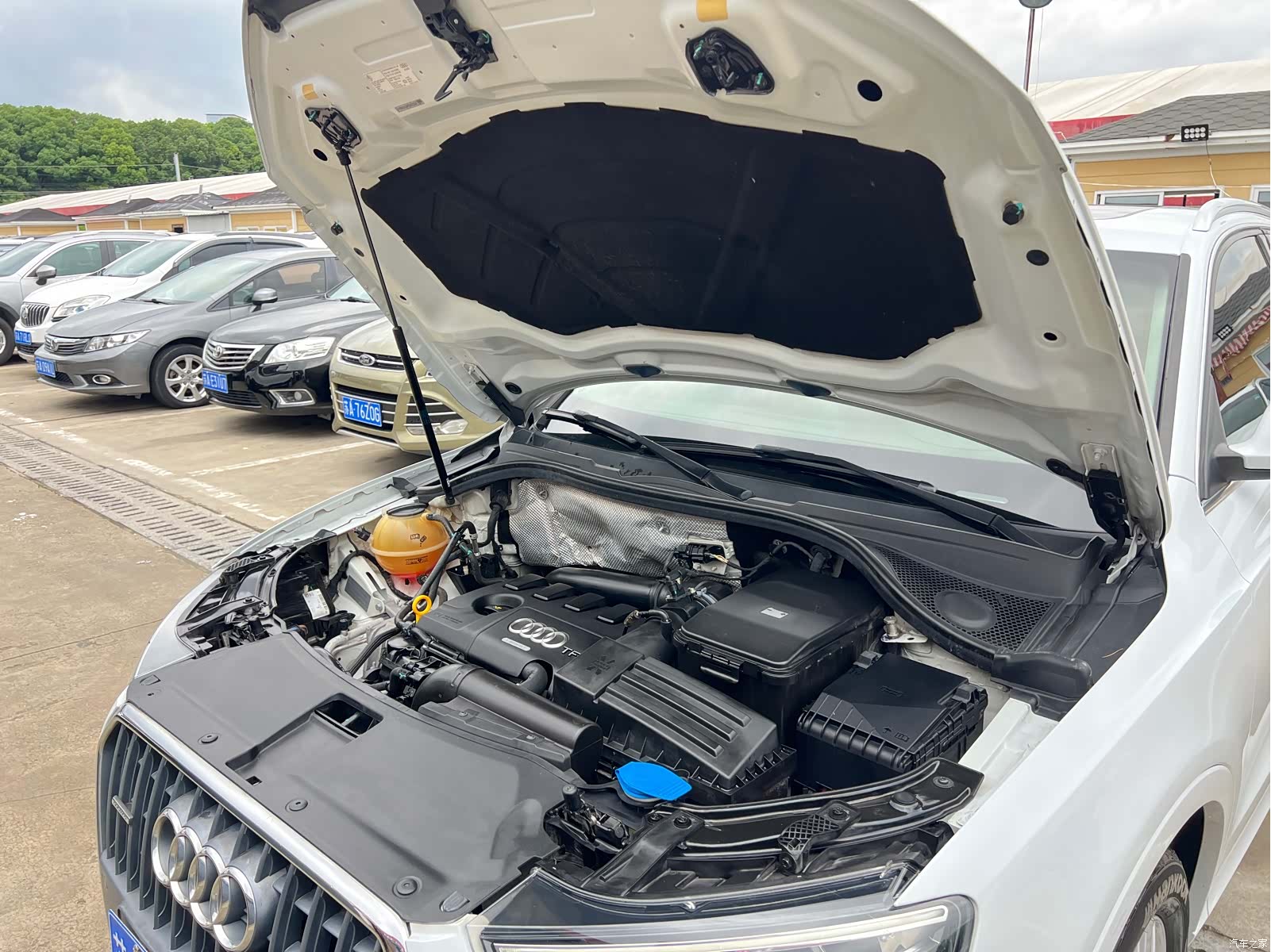 Audi Q3, 2015 25