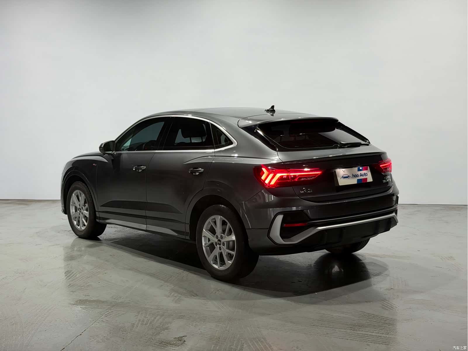 Audi Q3, 2022 4
