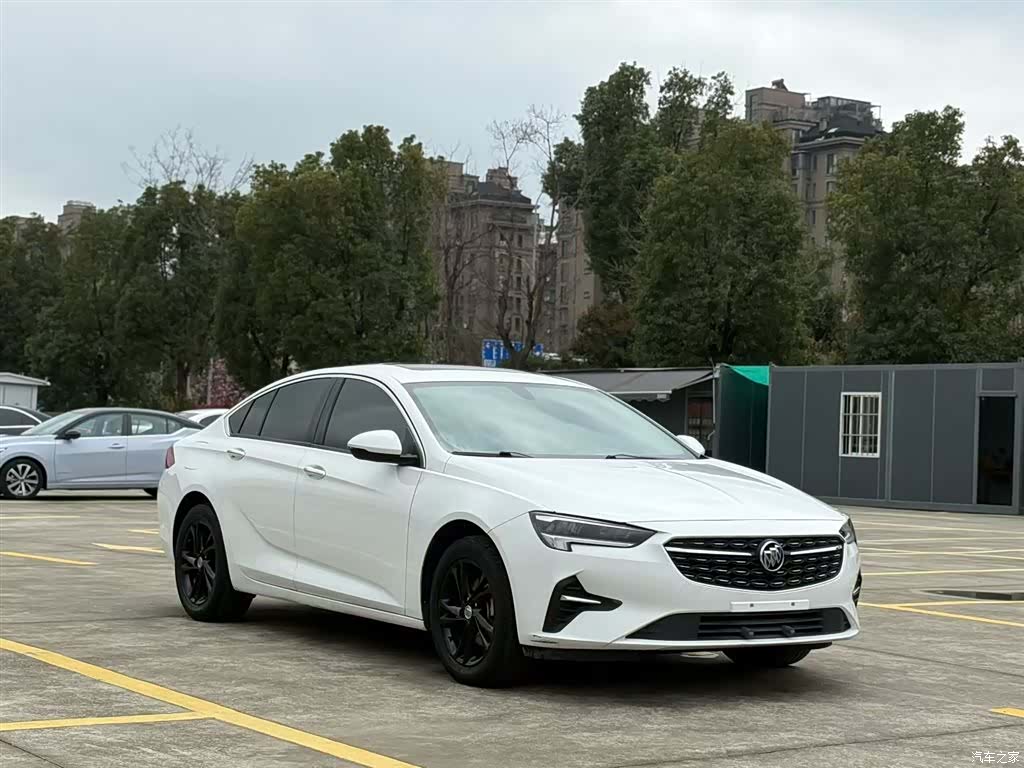 Buick Regal, 2021 4