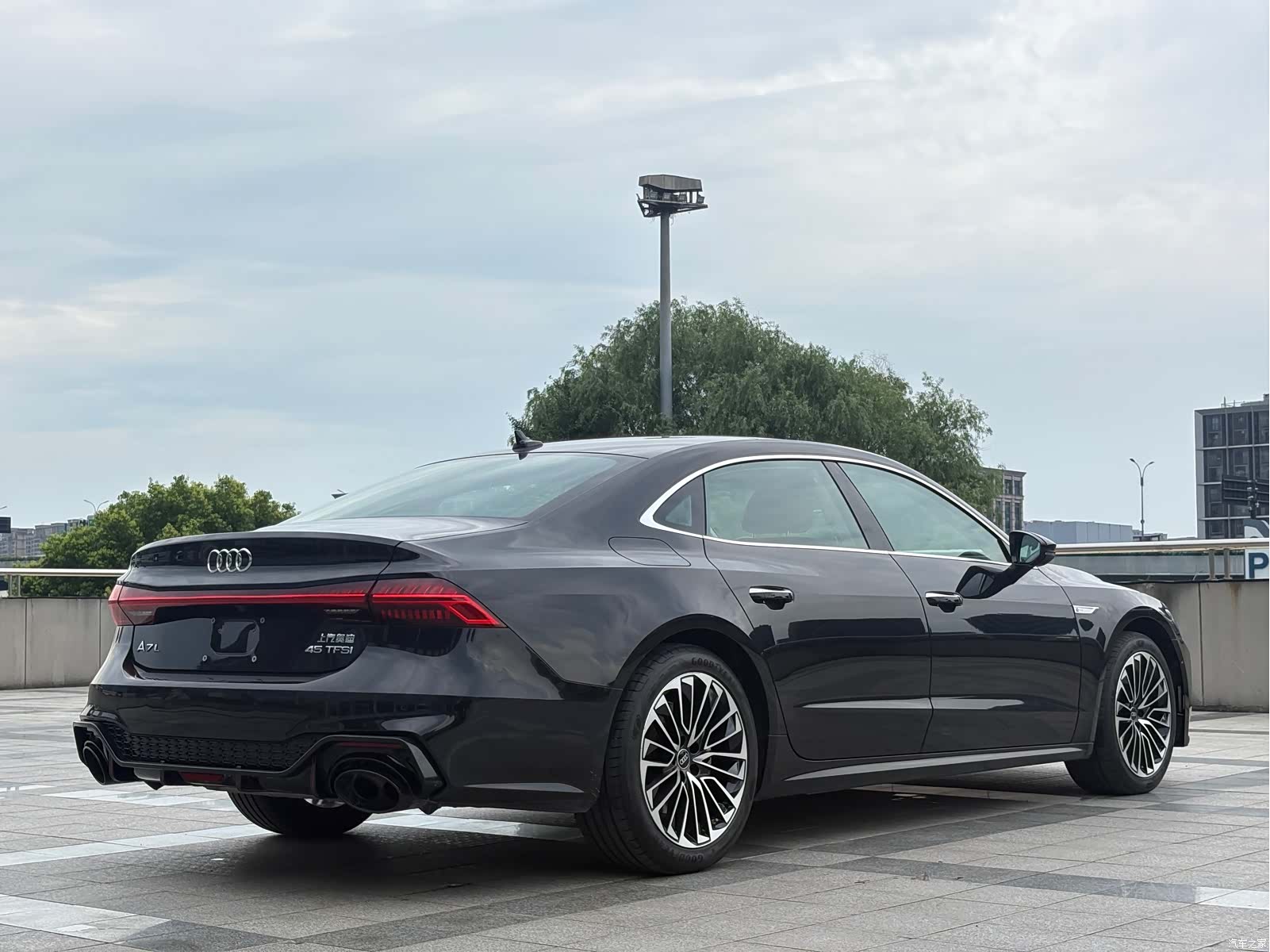 Audi A7L, 2024 11