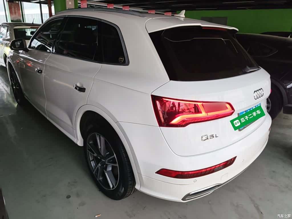 Audi Q5L, 2019 все фото
