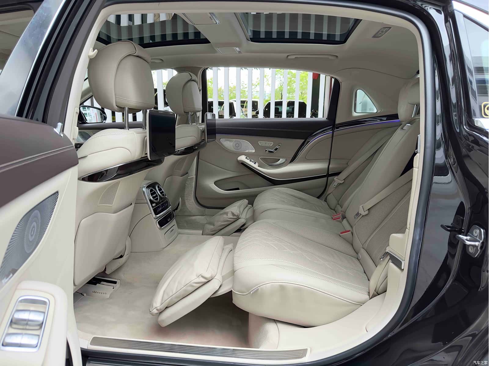 Maybach S-Class, 2018 16