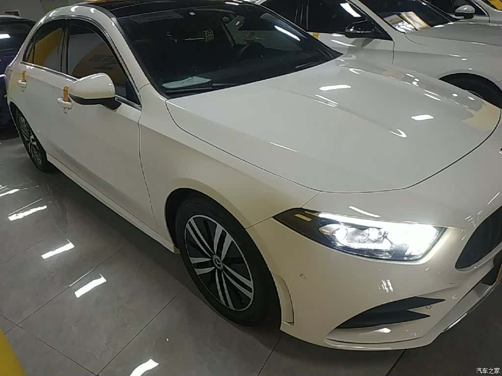Mercedes-Benz A-Class, 2019 4