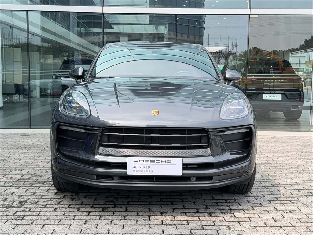 Porsche Macan, 2025 3