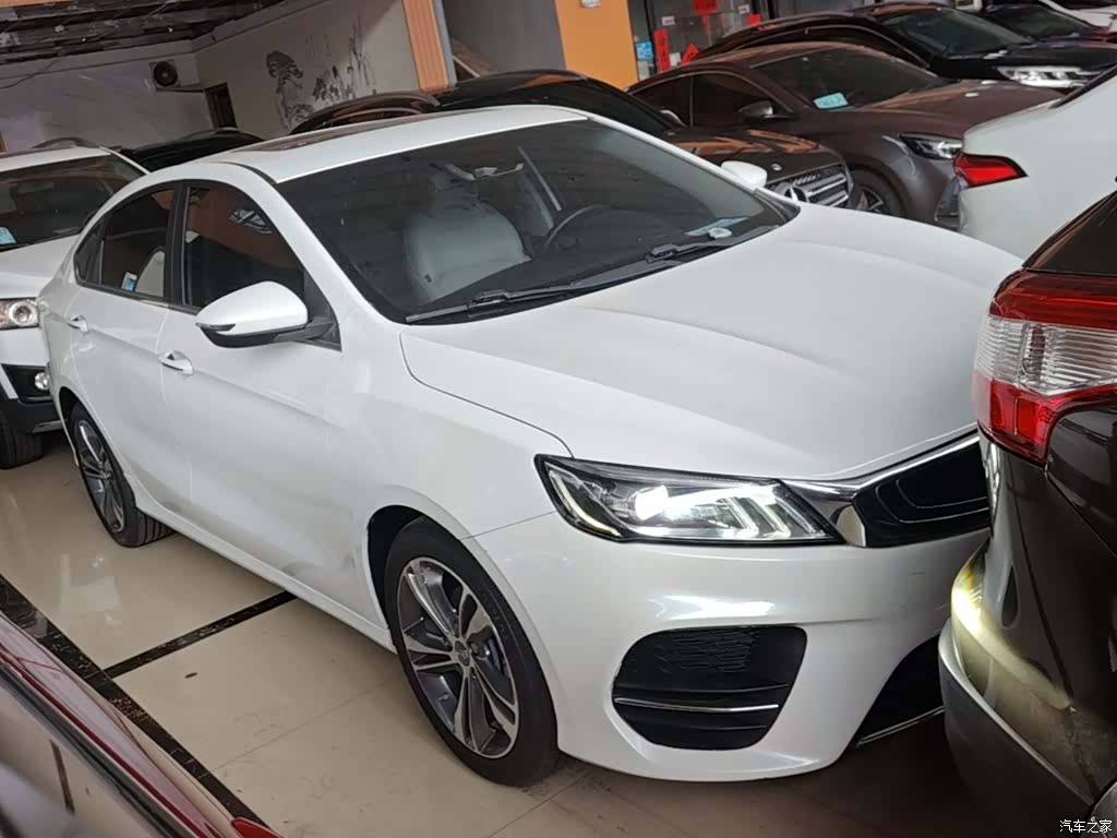 Geely Binray, 2018 4