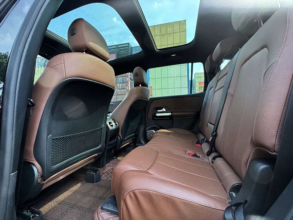Mercedes-Benz GLB Mercedes-Benz GLB