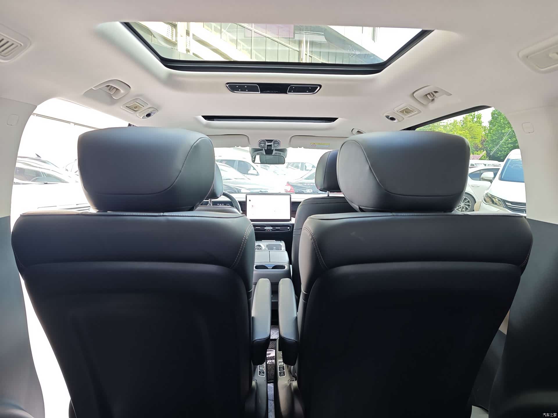 Trumpchi E8, 2024 16