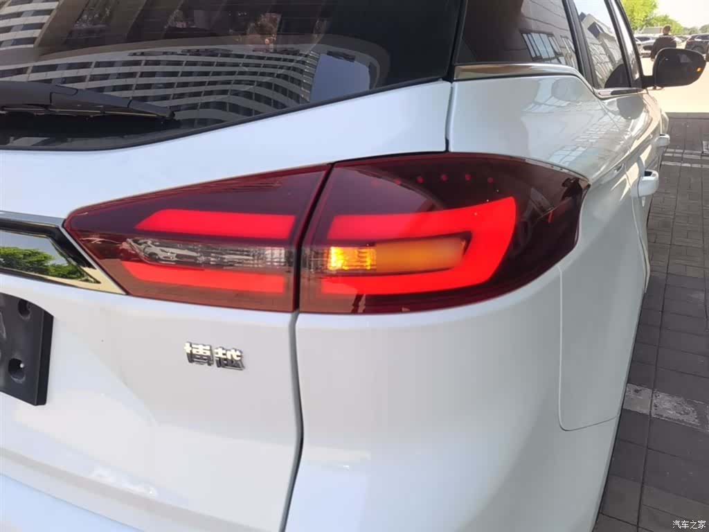 Geely Boyue, 2019 8