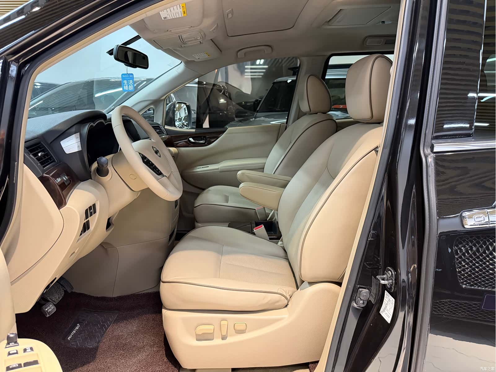 Nissan SL, 2016 7