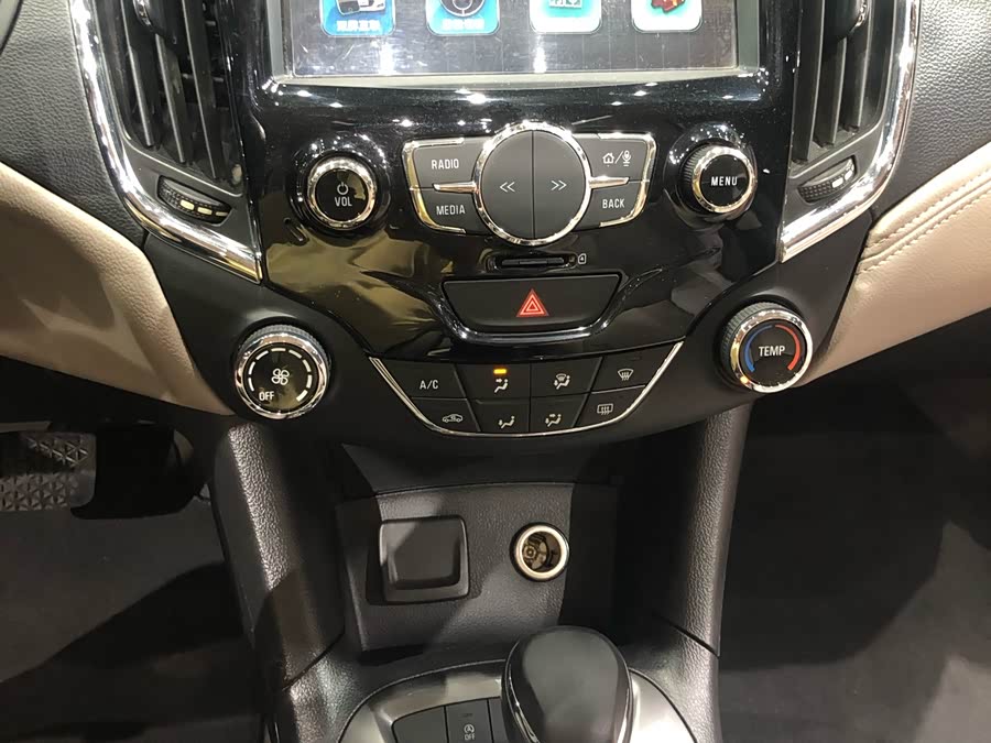 Chevrolet Cruze 2015, фото 10
