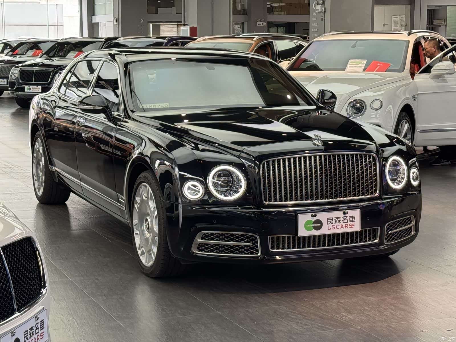 Bentley Mulsanne, 2018 3