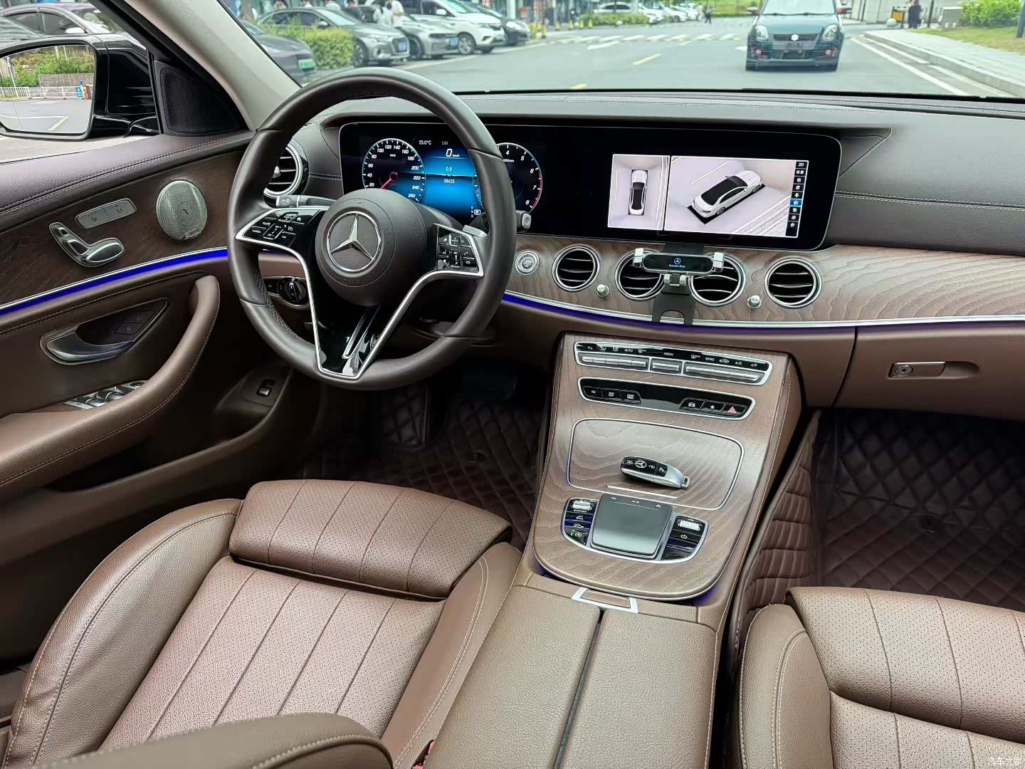 Mercedes-Benz E-Class, 2023 9