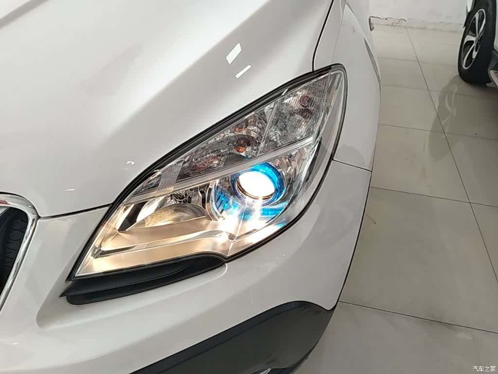 Buick Encore, 2015 24