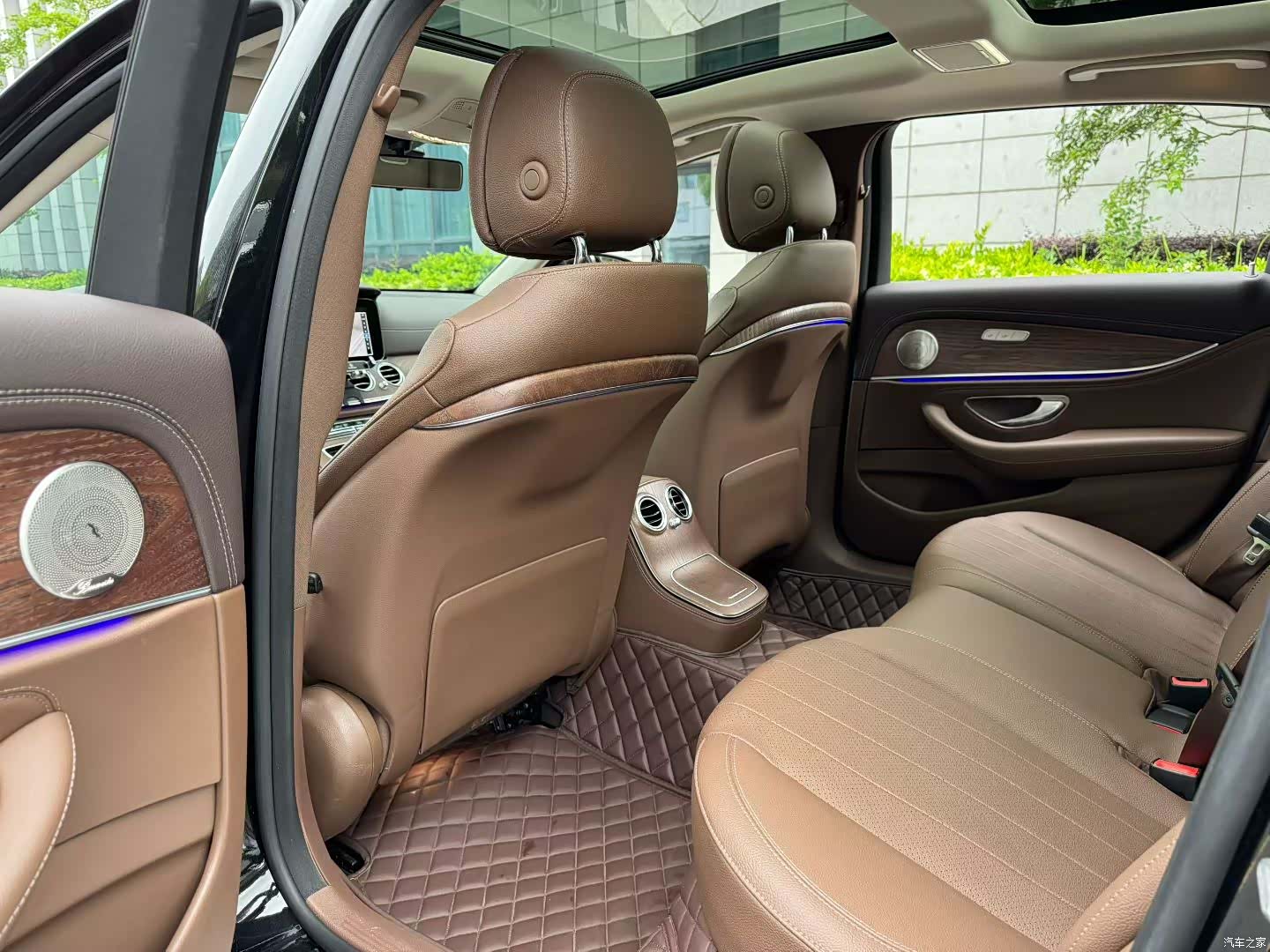 Mercedes-Benz E-Class, 2023 7