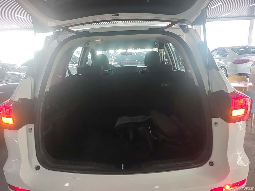 Haval M6, 2017 19