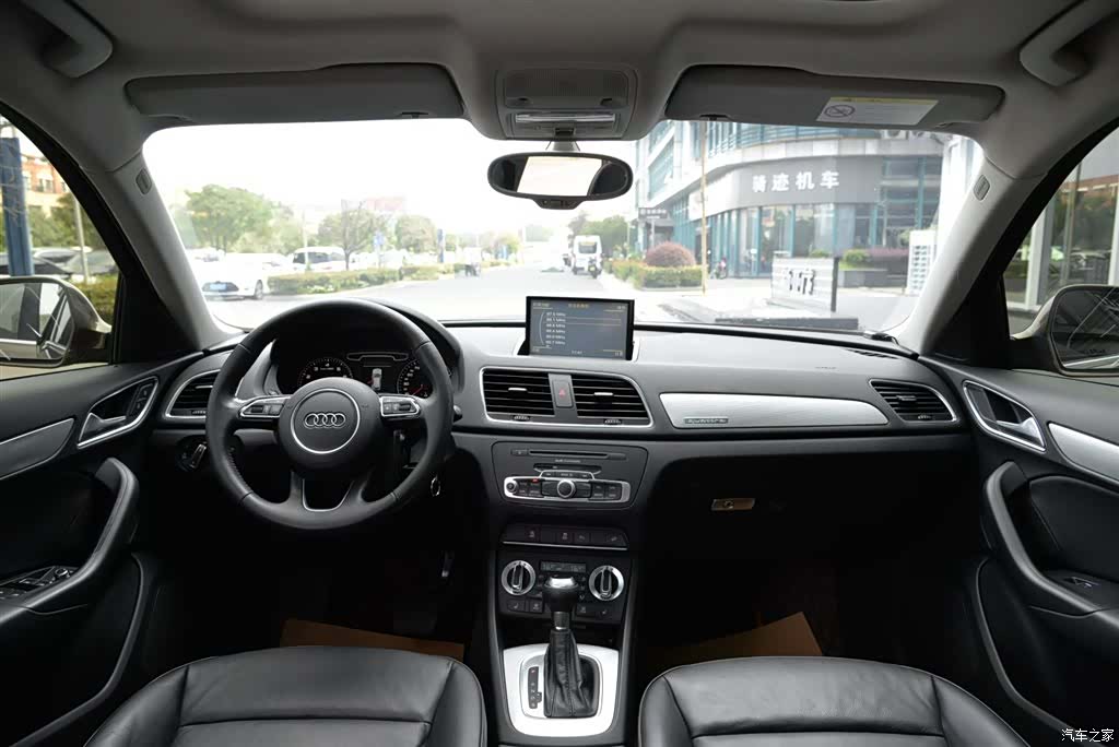 Audi Q3, 2015 12
