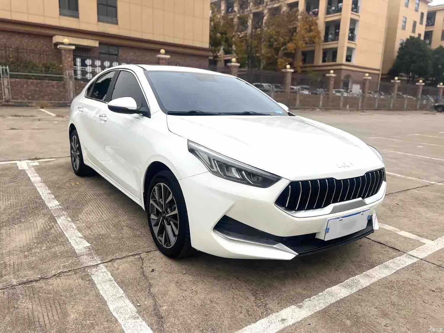 Kia K3, 2022 3