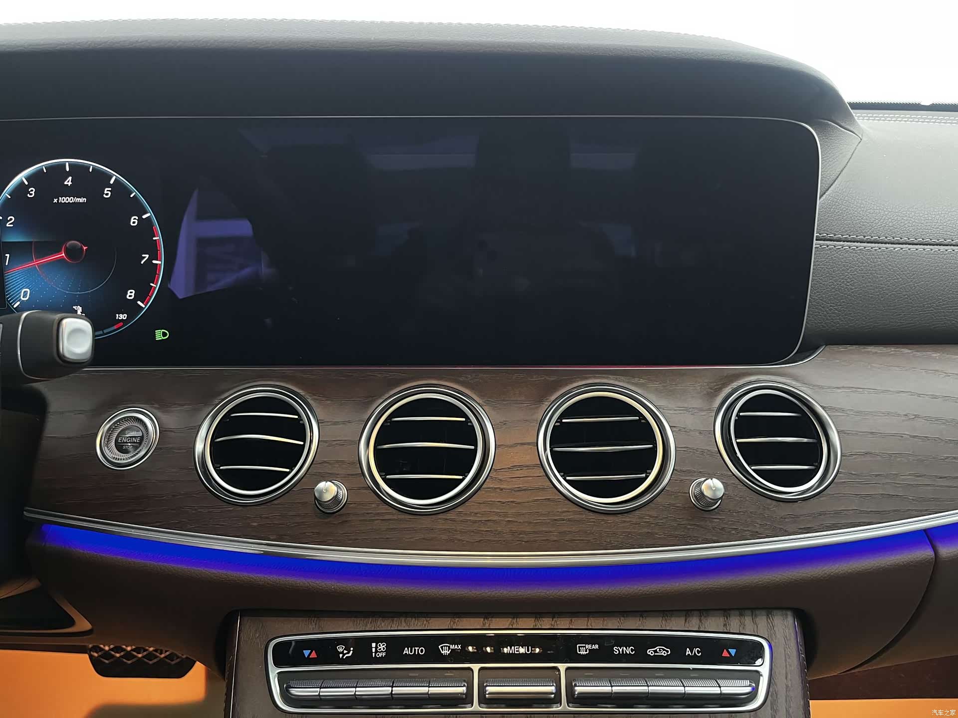 Mercedes-Benz E-Class, 2022 12