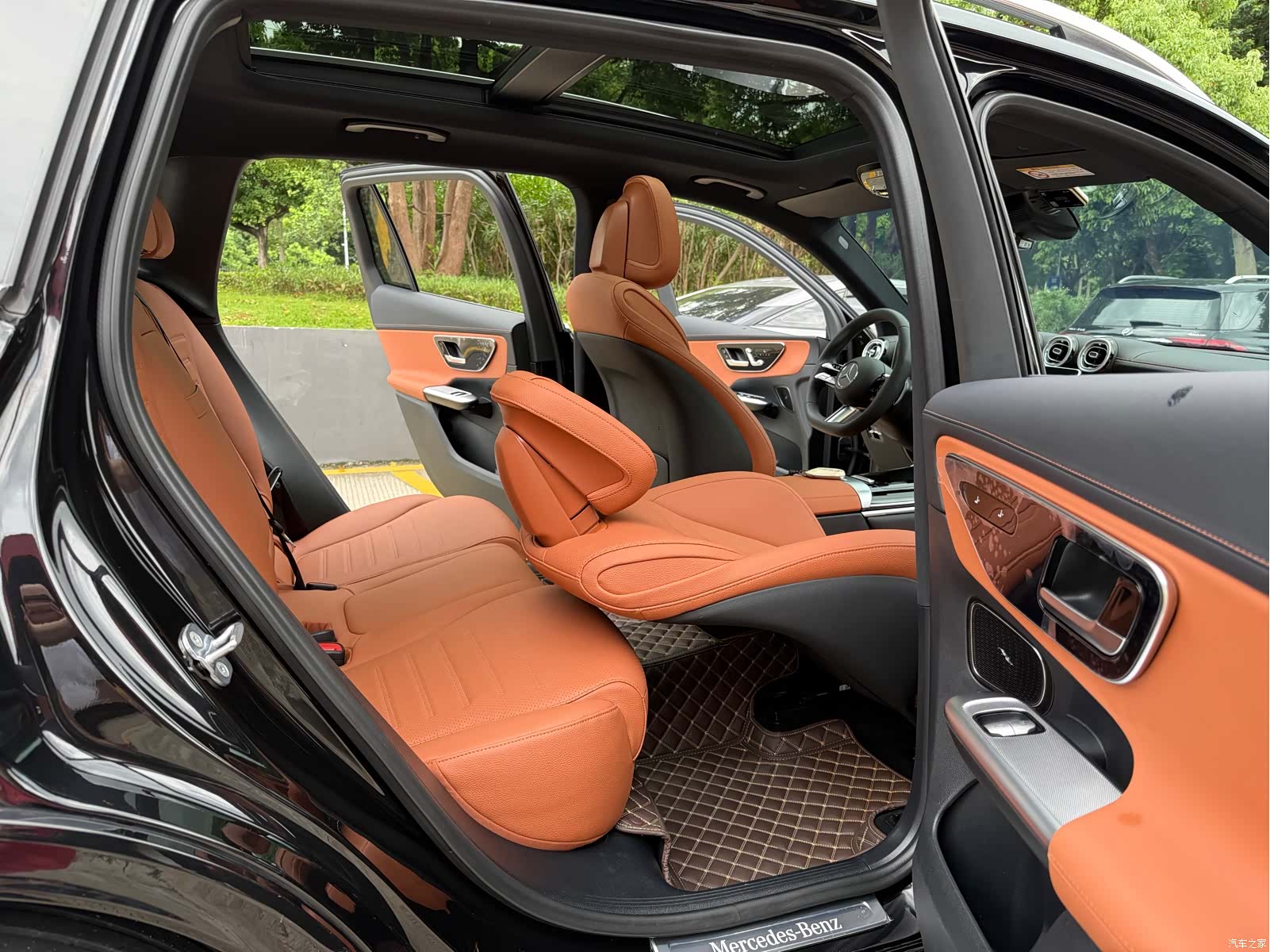 Mercedes-Benz GLC, 2023 10