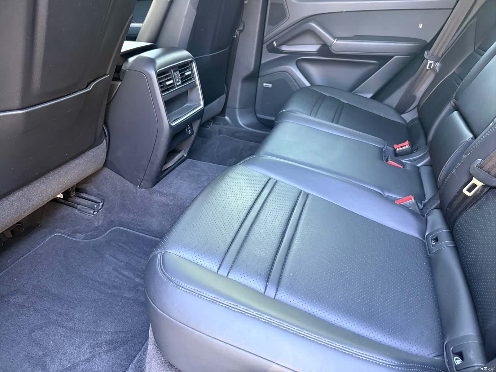 Porsche Cayenne, 2020 12