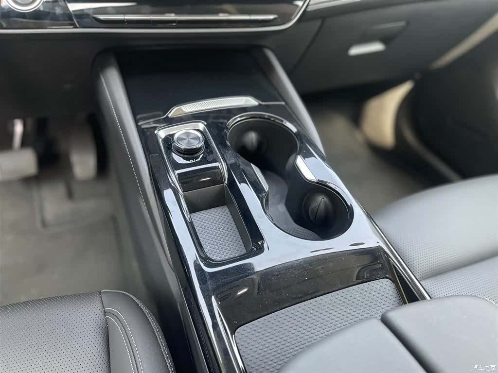 Buick Envision, 2025 19