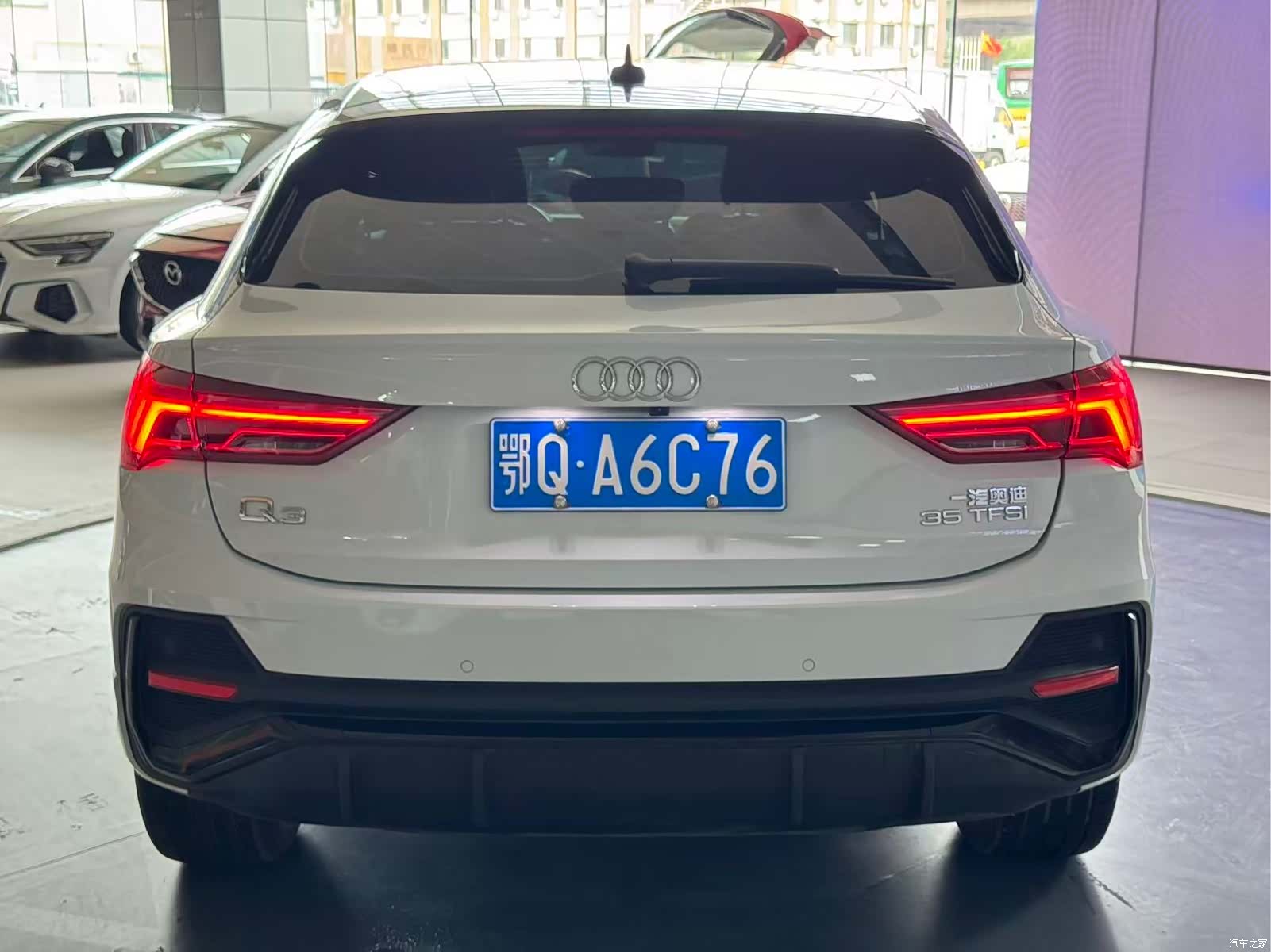 Audi Q3, 2022 9