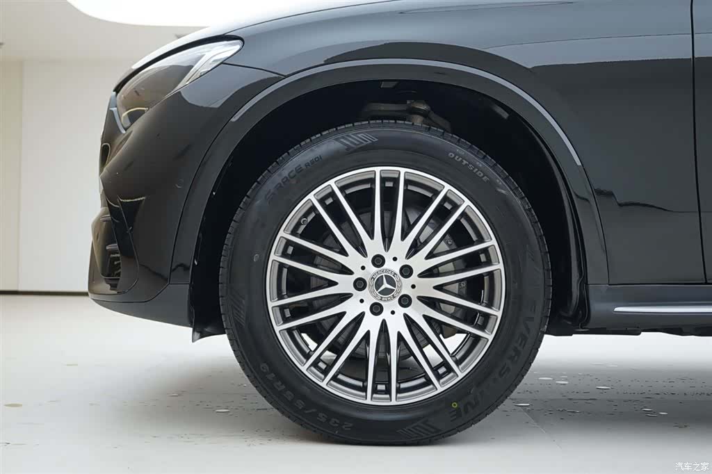 Mercedes-Benz GLC, 2024 15