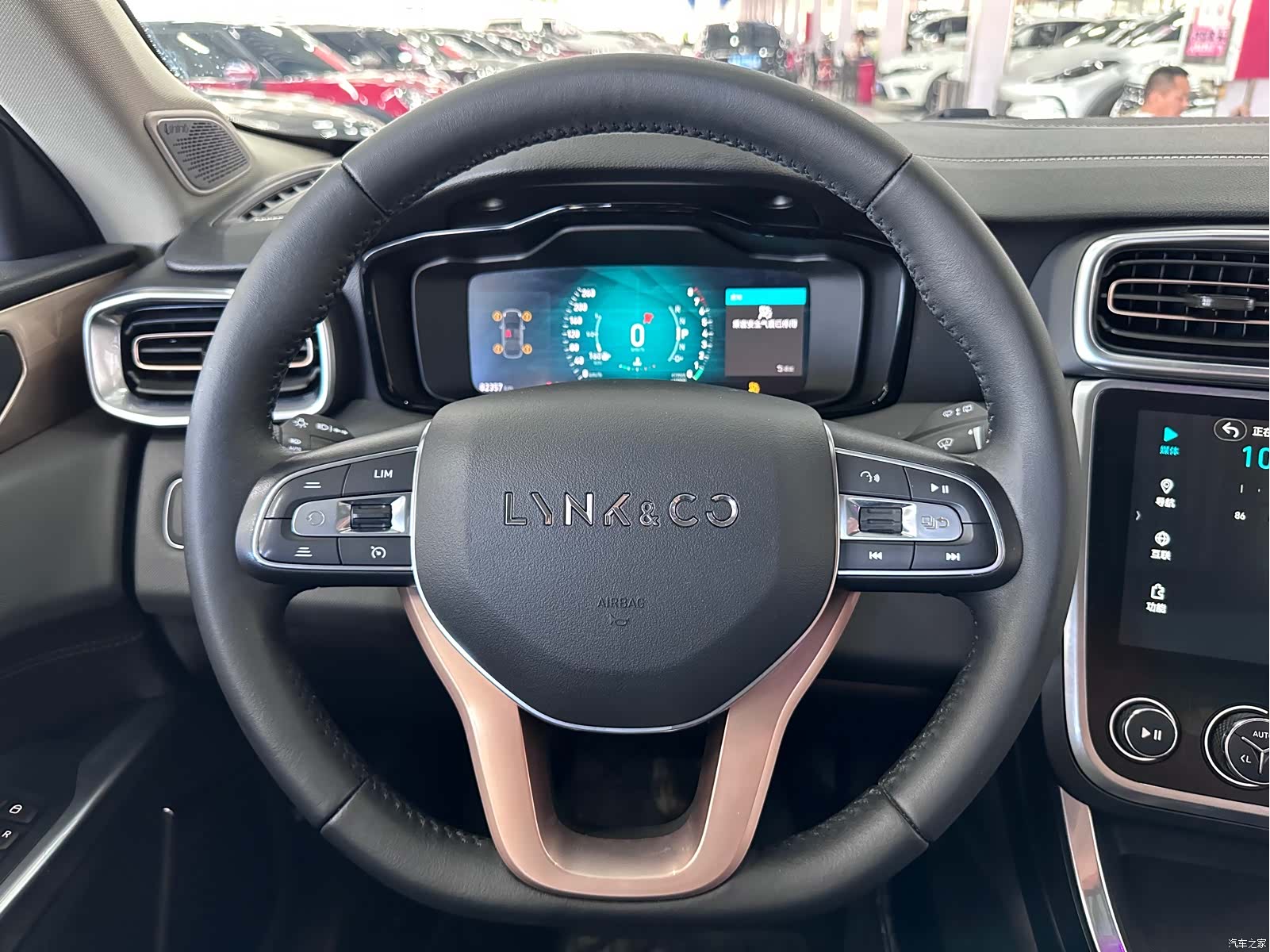 Lynk & Co 01, 2018 10