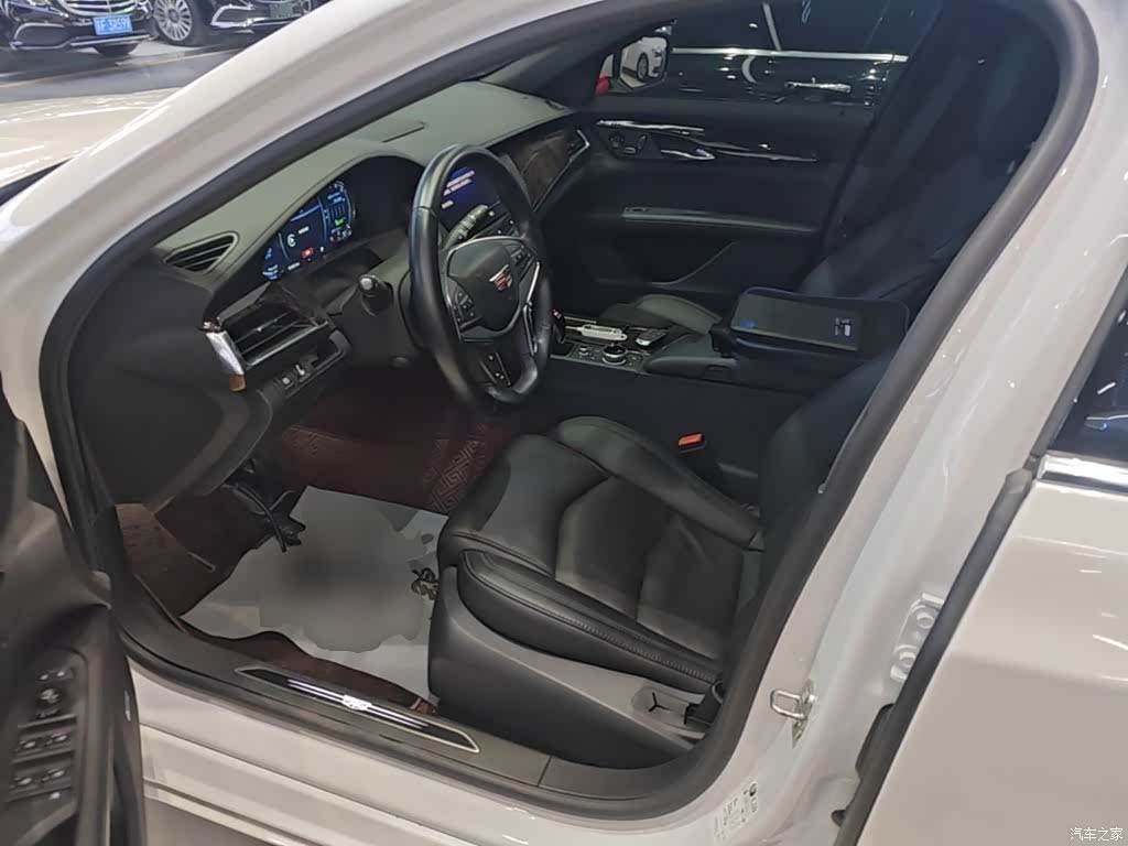 Cadillac CT6, 2023 15