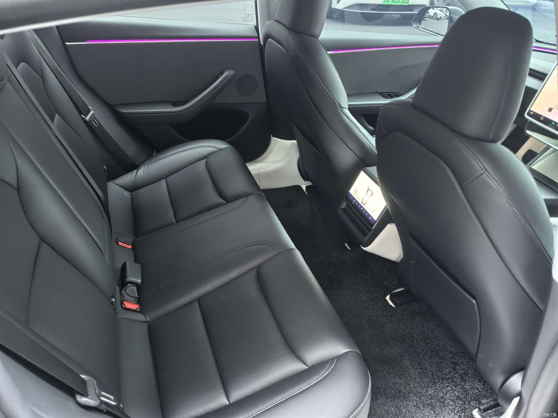Tesla Model 3, 2024 13