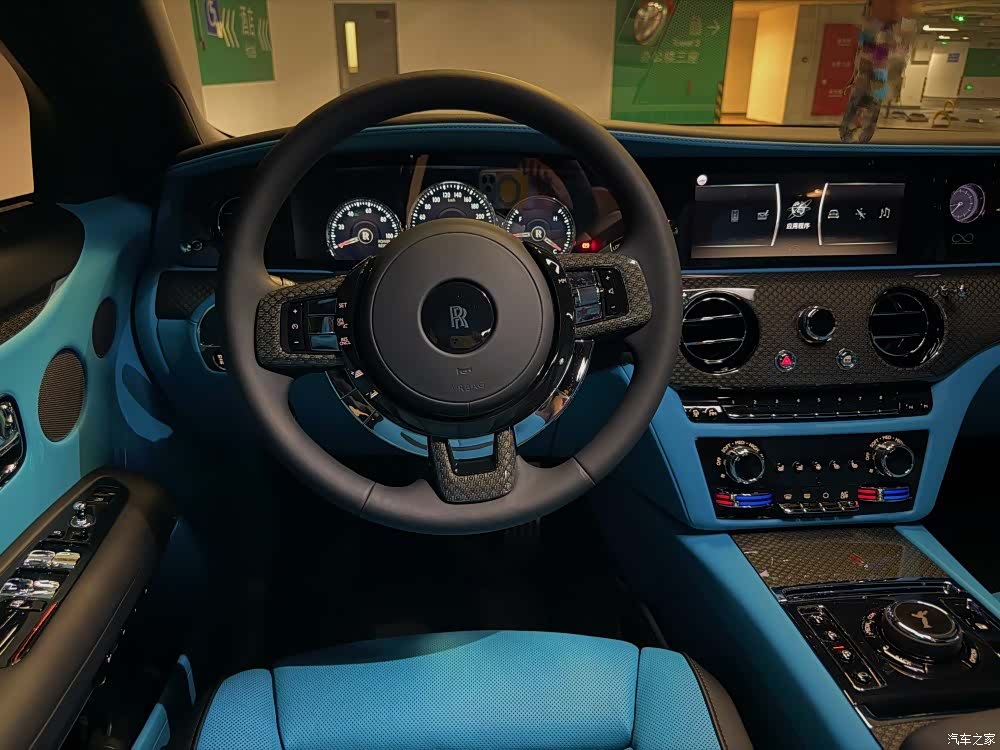Rolls-Royce Ghost, 2023 3