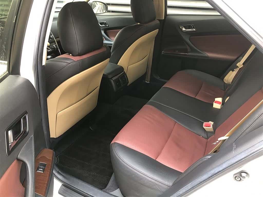 Toyota 2.5S, 2015 9