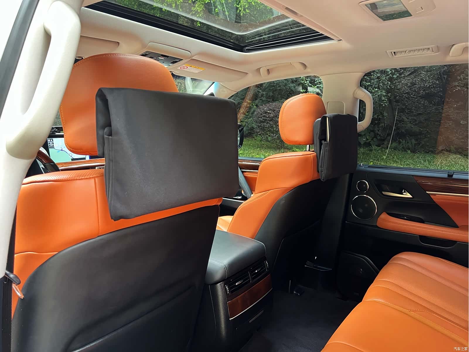 Lexus LX, 2017 12