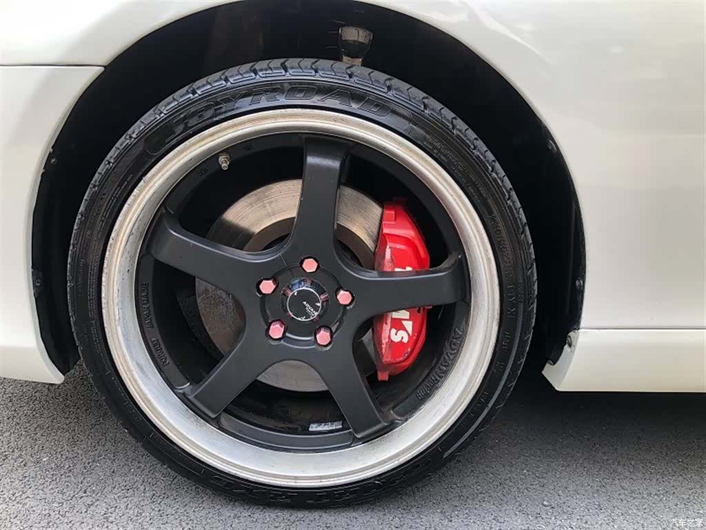 Toyota 2.5S, 2015 14