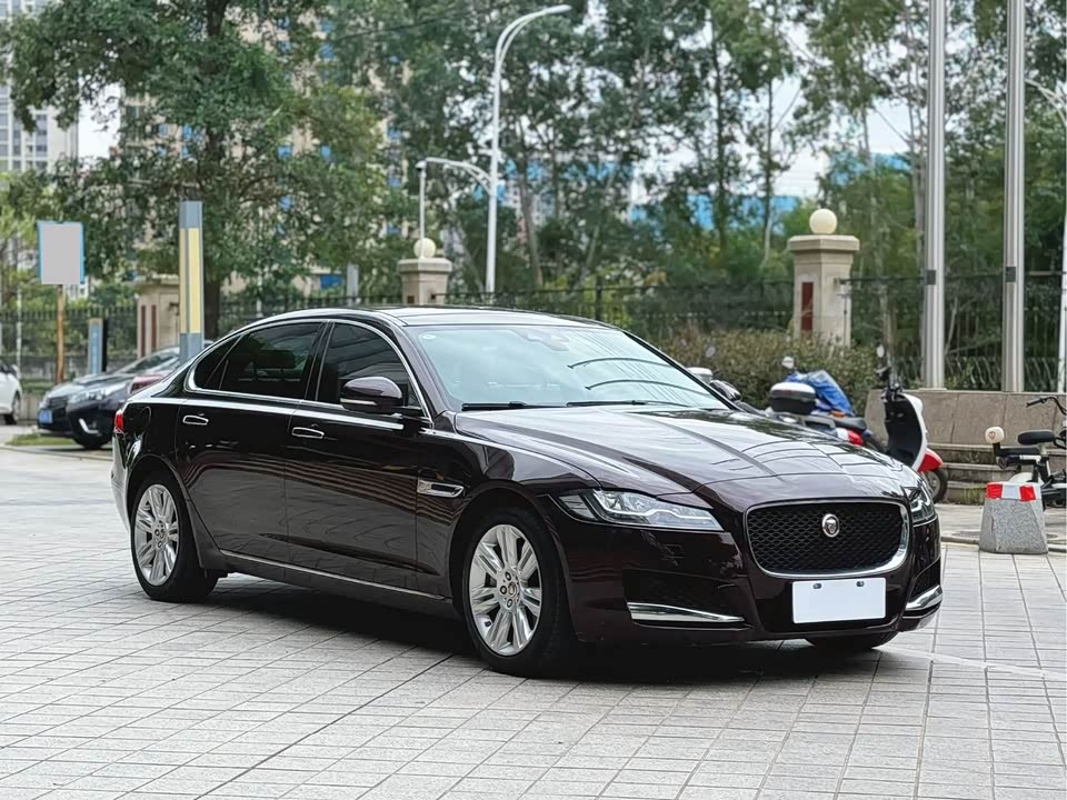 Jaguar XFL Jaguar XFL