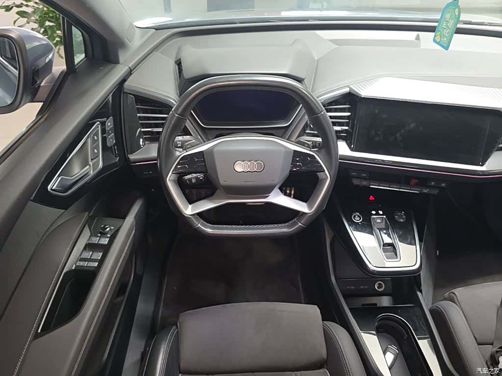 Audi Q4 e-tron, 2023 17