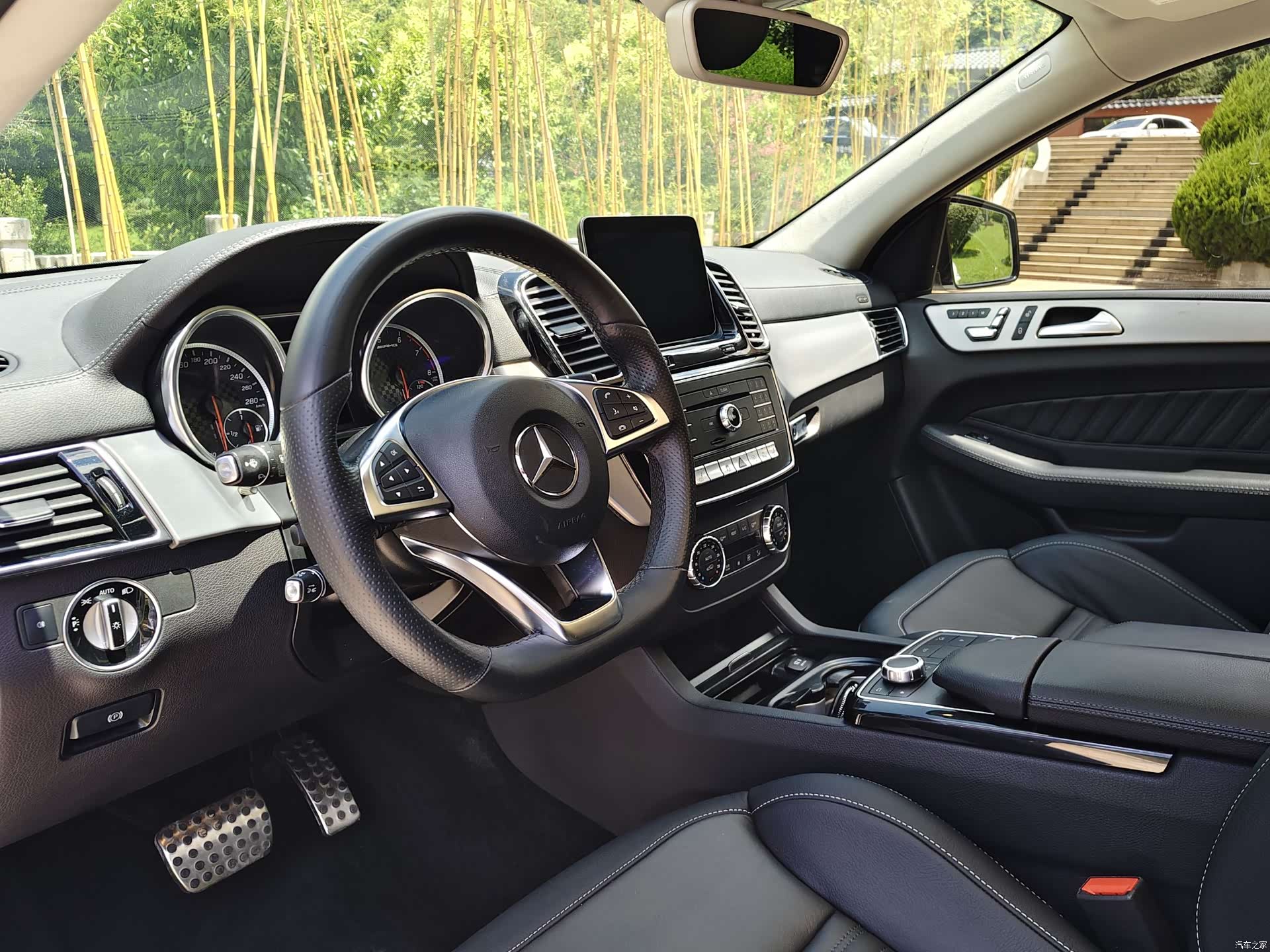 Mercedes-Benz GLE, 2017 11