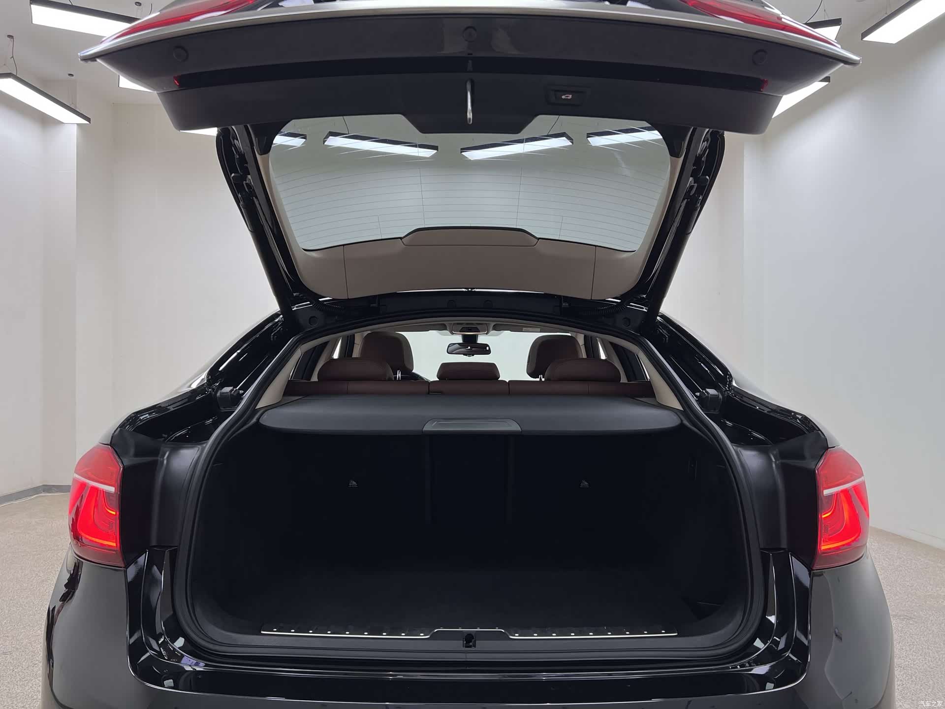 BMW X6, 2019 32